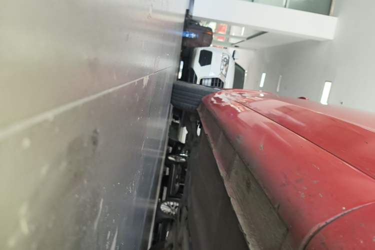 Used Ford Focus 2013 Hatchback Classic 1.8L Automatic Base Model Right Side Sill