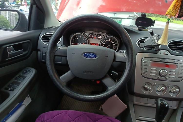 Used Ford Focus 2013 Hatchback Classic 1.8L Automatic Millionth Anniversary Edition Steering Wheel