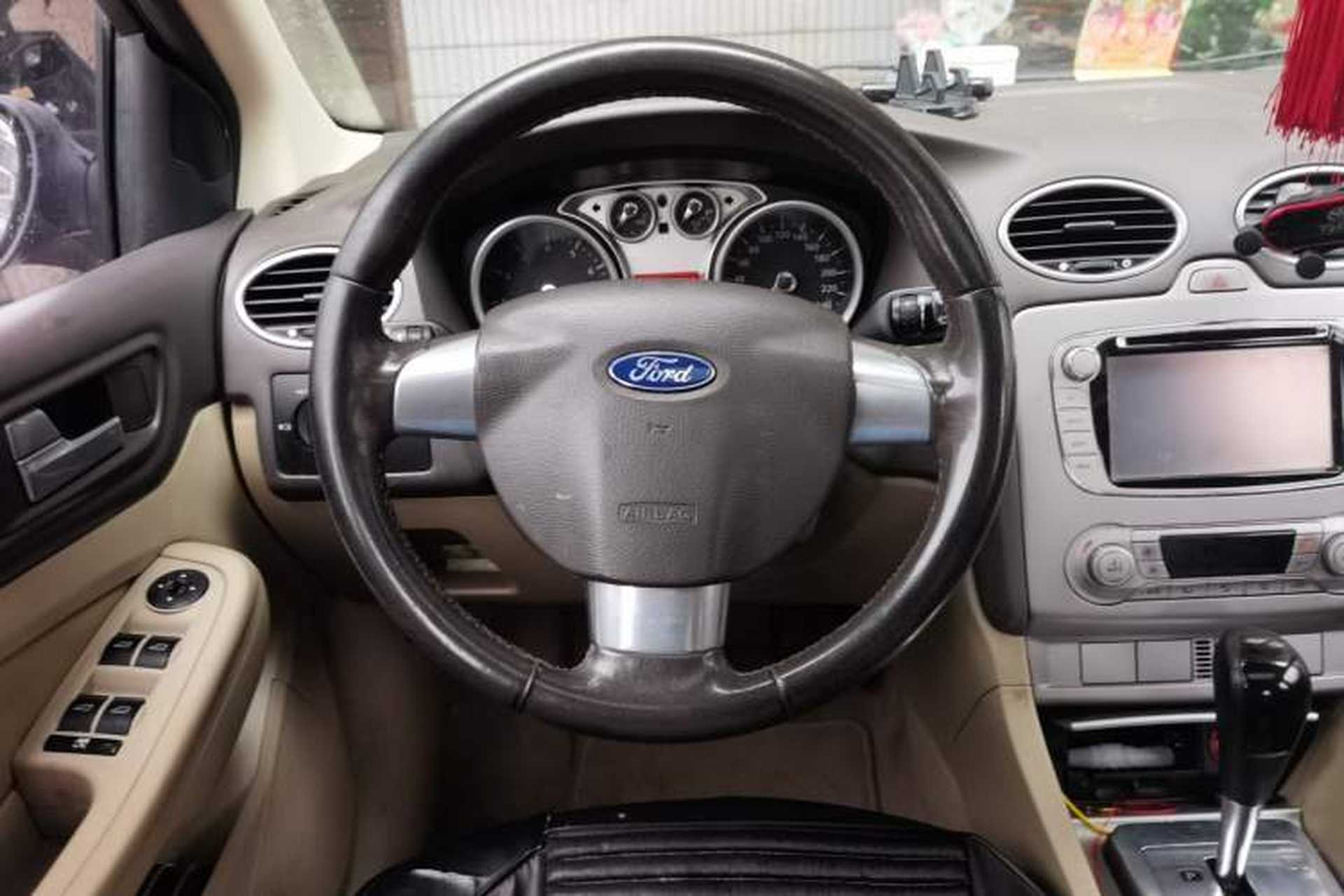Used Ford Focus 2013 Hatchback Classic 1.8L Automatic Fashion Edition Steering Wheel
