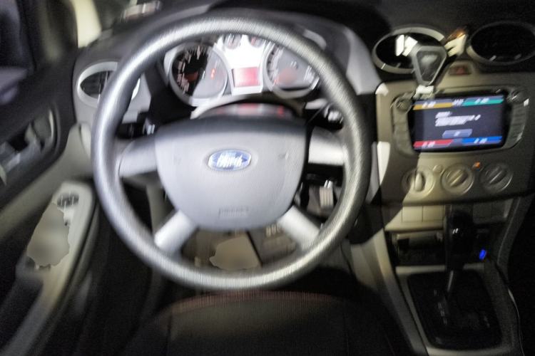 Used Ford Focus 2013 Hatchback Classic 1.8L Automatic Base Model Steering Wheel