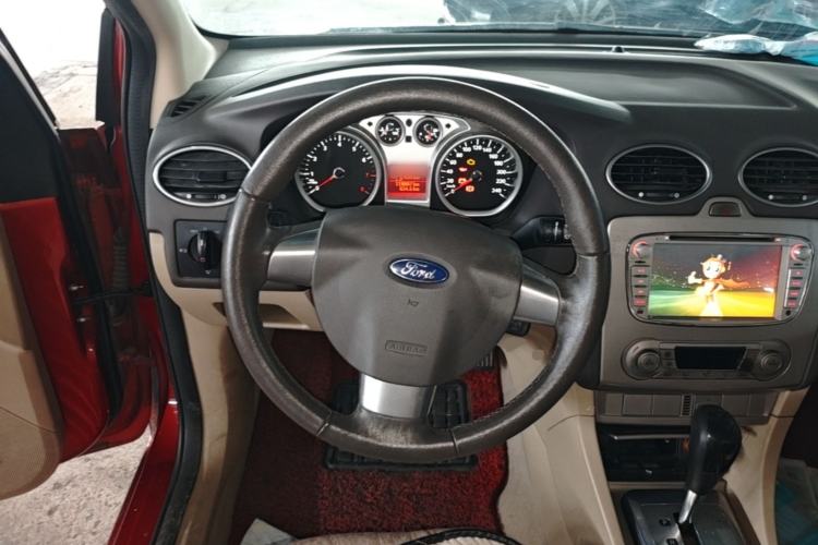 Used Ford Focus 2013 Hatchback Classic 1.8L Automatic Fashion Edition Steering Wheel