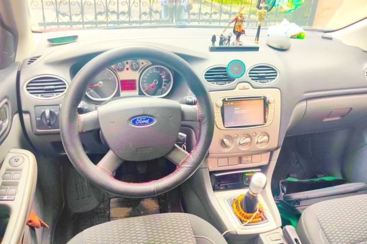 Used Ford Focus 2013 Hatchback Classic 1.8L Manual Base Model Steering Wheel