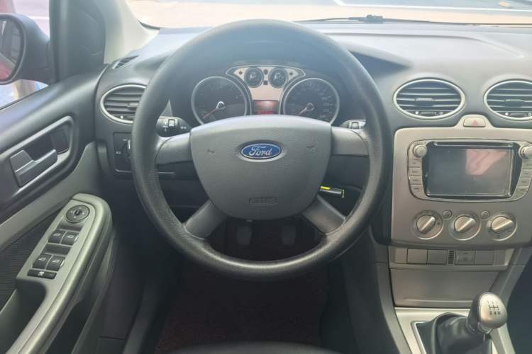Used Ford Focus 2013 Hatchback Classic 1.8L Manual Base Model Steering Wheel