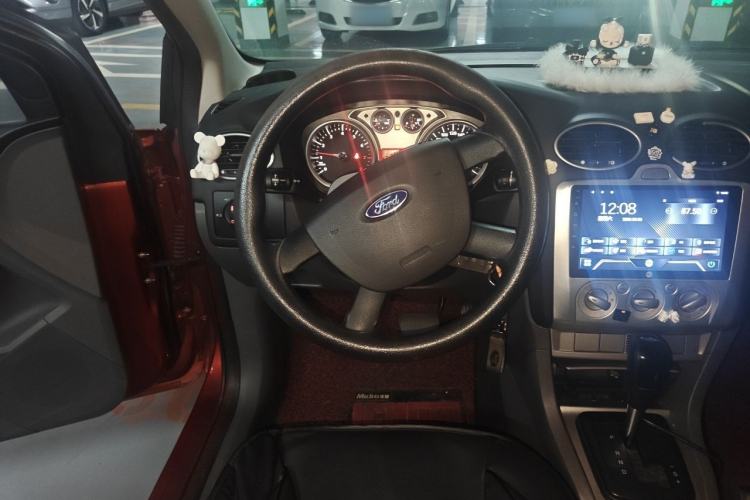 Used Ford Focus 2013 Hatchback Classic 1.8L Automatic Base Model Steering Wheel
