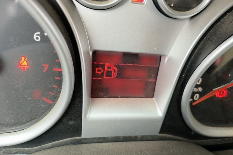 Used Ford Focus 2013 Hatchback Classic 1.8L Manual Fashion Edition Steering Wheel