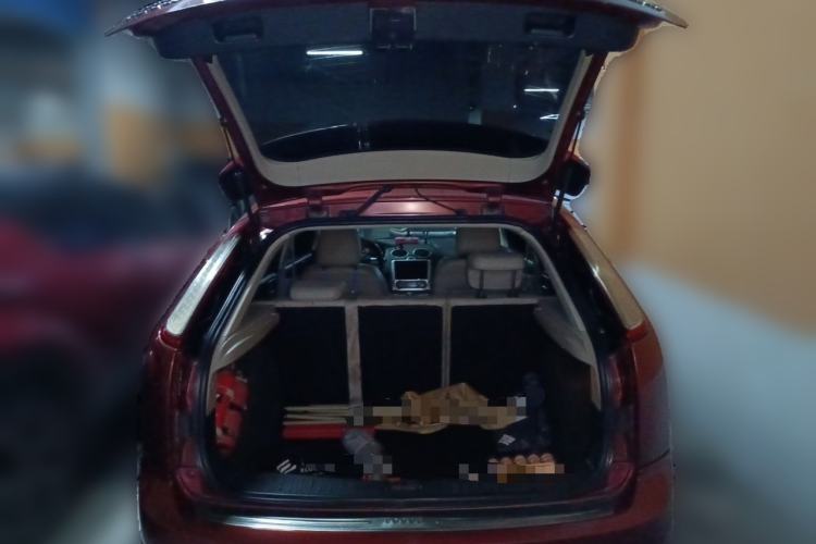Used Ford Focus 2013 Hatchback Classic 1.8L Manual Fashion Edition Trunk