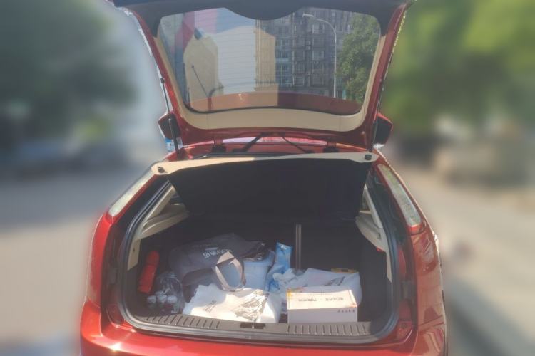 Used Ford Focus 2013 Hatchback Classic 1.8L Automatic Fashion Edition Trunk