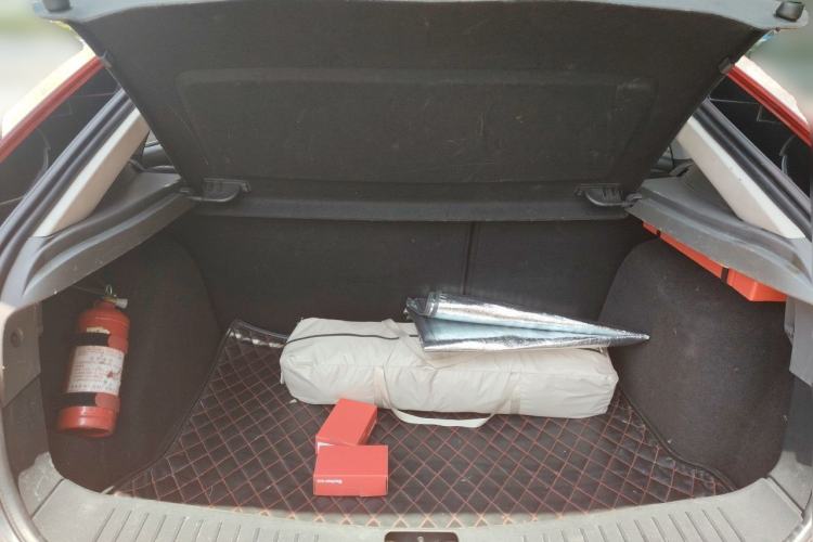 Used Ford Focus 2013 Hatchback Classic 1.8L Automatic Base Model Trunk