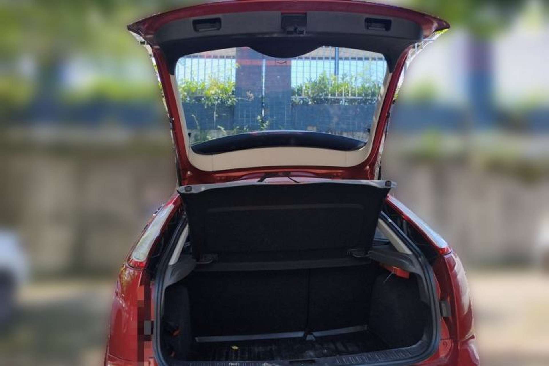 Used Ford Focus 2013 Hatchback Classic 1.8L Manual Base Model Trunk