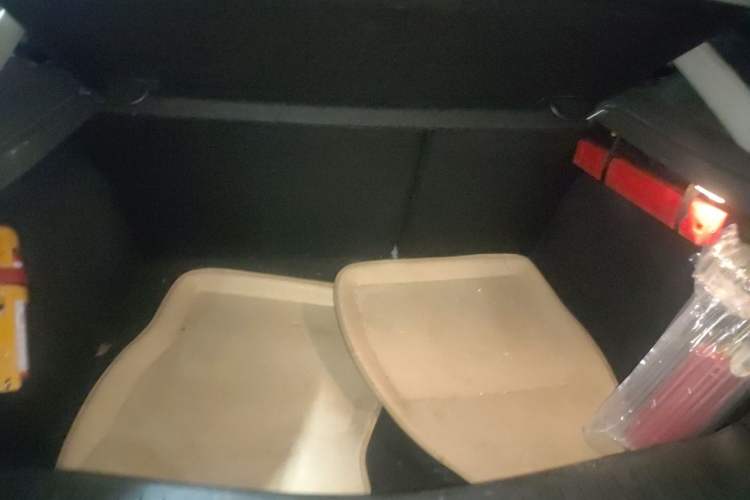 Used Ford Focus 2013 Hatchback Classic 1.8L Manual Base Model Trunk