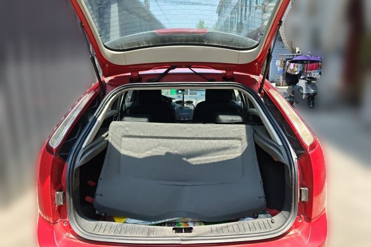 Used Ford Focus 2013 Hatchback Classic 1.8L Automatic Base Model Trunk