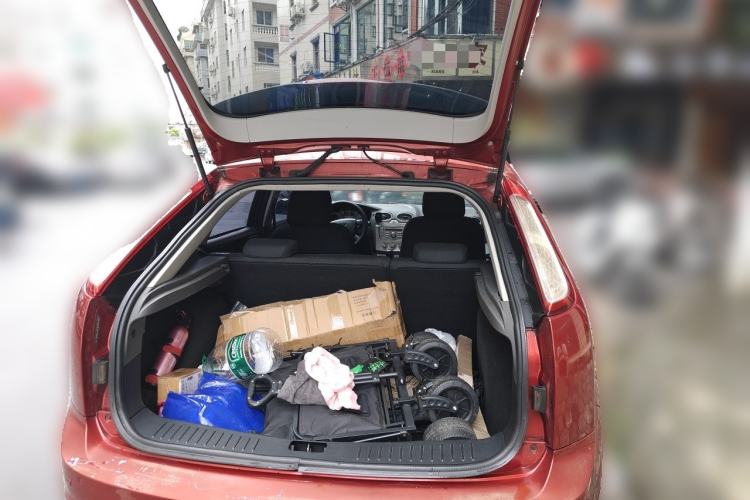 Used Ford Focus 2013 Hatchback Classic 1.8L Automatic Base Model Trunk