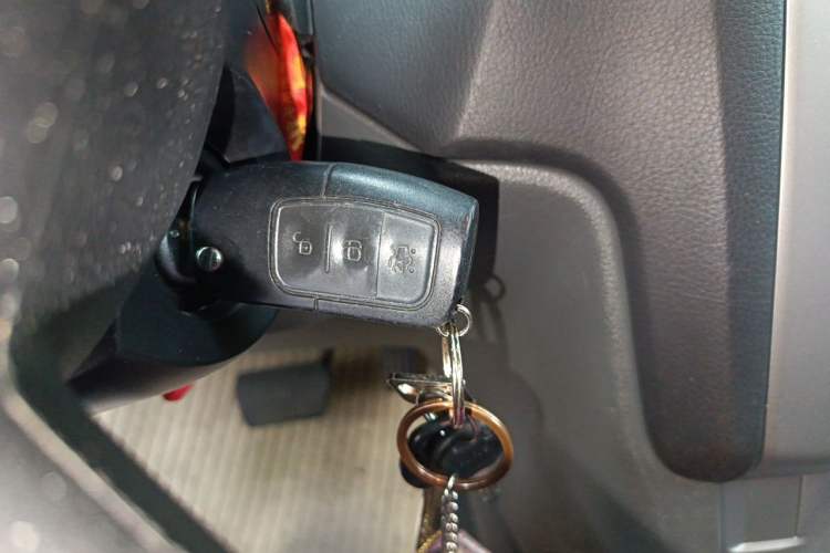 Used Ford Focus 2013 Hatchback Classic 1.8L Automatic Millionth Anniversary Edition Vehicle Key