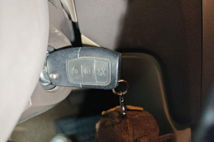 Used Ford Focus 2013 Hatchback Classic 1.8L Automatic Fashion Edition Vehicle Key