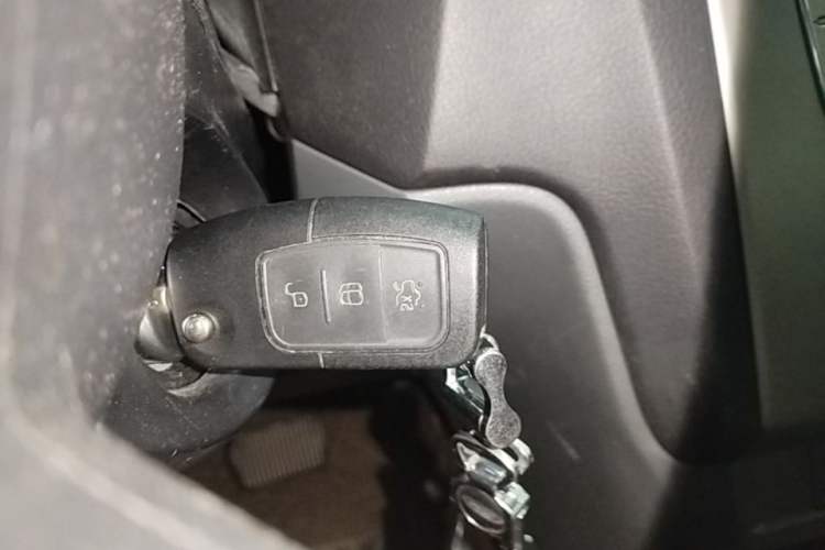 Used Ford Focus 2013 Hatchback Classic 1.8L Automatic Base Model Vehicle Key