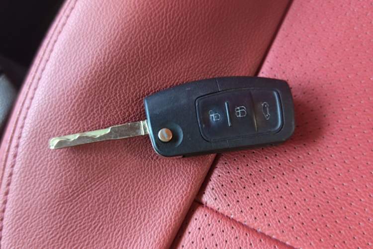 Used Ford Focus 2013 Hatchback Classic 1.8L Automatic Base Model Vehicle Key