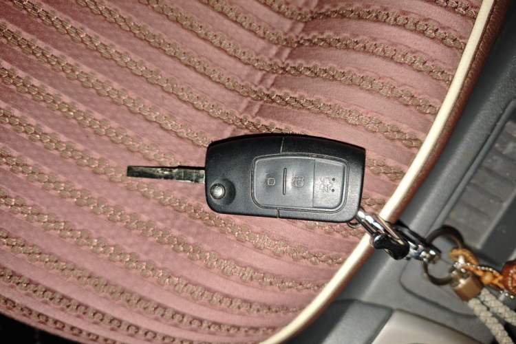 Used Ford Focus 2013 Hatchback Classic 1.8L Automatic Base Model Vehicle Key