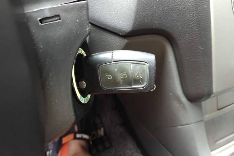 Used Ford Focus 2013 Hatchback Classic 1.8L Automatic Base Model Vehicle Key