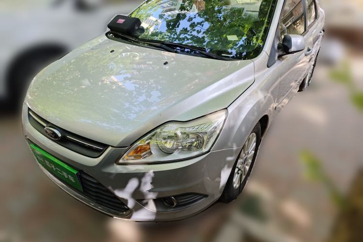 Used Ford Focus 2013 Sedan Classic 1.8L Automatic Fashion Edition Guazi used car, China used car export, Used car for sale, Used  cars, Cheapest cars for sale