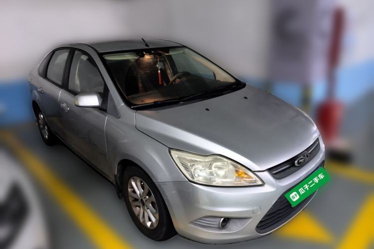 Ford Focus 2013 Sedan Classic 1.8L Automatic Base Model مستعملة Guazi used car, China used car export, Used car for sale, Used  cars, Cheapest cars for sale