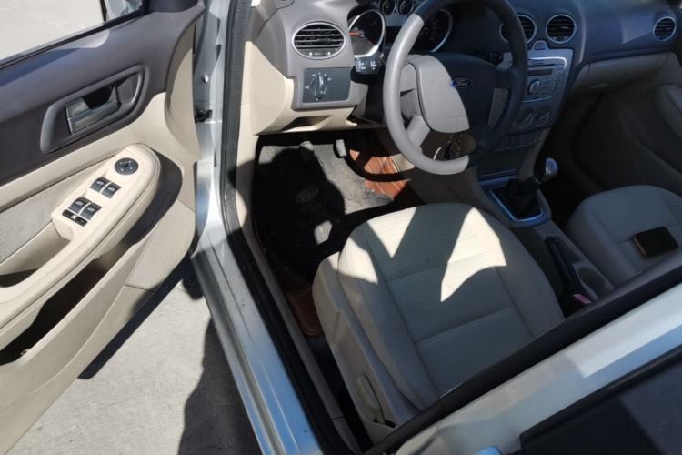 Used Ford Focus 2013 Sedan Classic 1.8L Manual Base Model Driver Seat