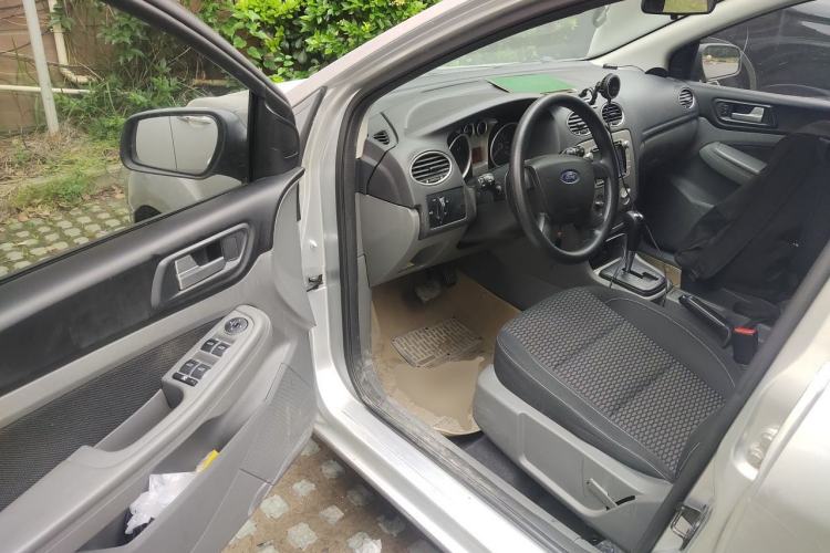 Used Ford Focus 2013 Hatchback Classic 1.8L Automatic Base Model Driver Seat