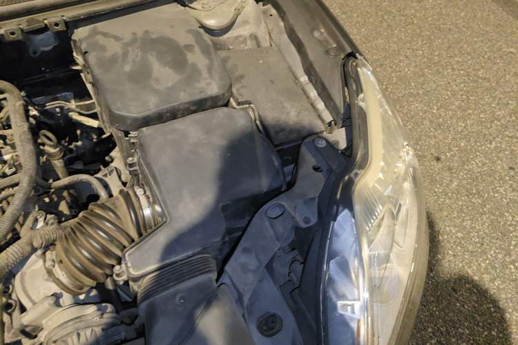 Used Ford Focus 2013 Sedan Classic 1.8L Automatic Base Model Engine Bay Left
