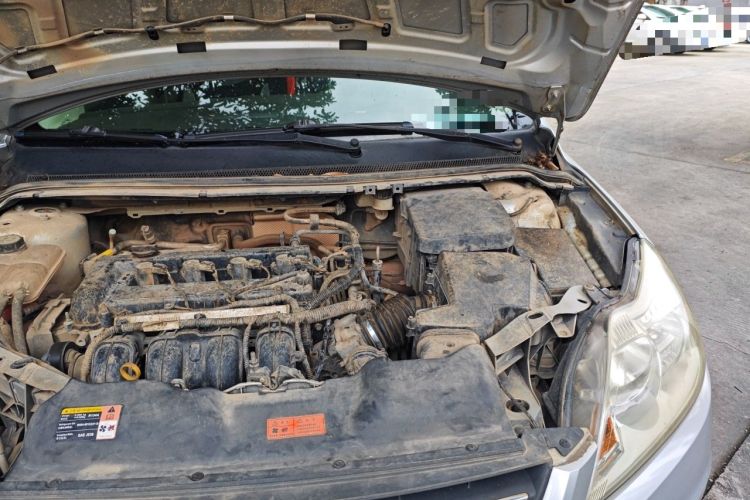 Used Ford Focus 2013 Sedan Classic 1.8L Automatic Base Model Engine Bay Left