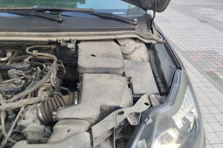 Used Ford Focus 2013 Hatchback Classic 1.8L Manual Base Model Engine Bay Left