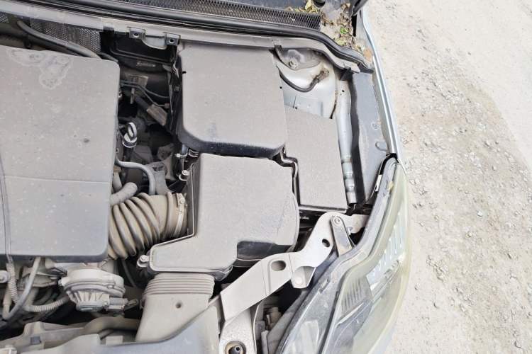 Used Ford Focus 2013 Hatchback Classic 1.8L Automatic Fashion Edition Engine Bay Left