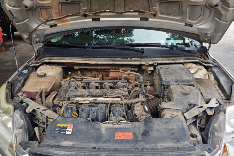 Used Ford Focus 2013 Sedan Classic 1.8L Automatic Base Model Engine Bay