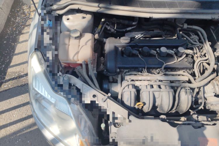 Used Ford Focus 2013 Sedan Classic 1.8L Automatic Base Model Engine Bay Right
