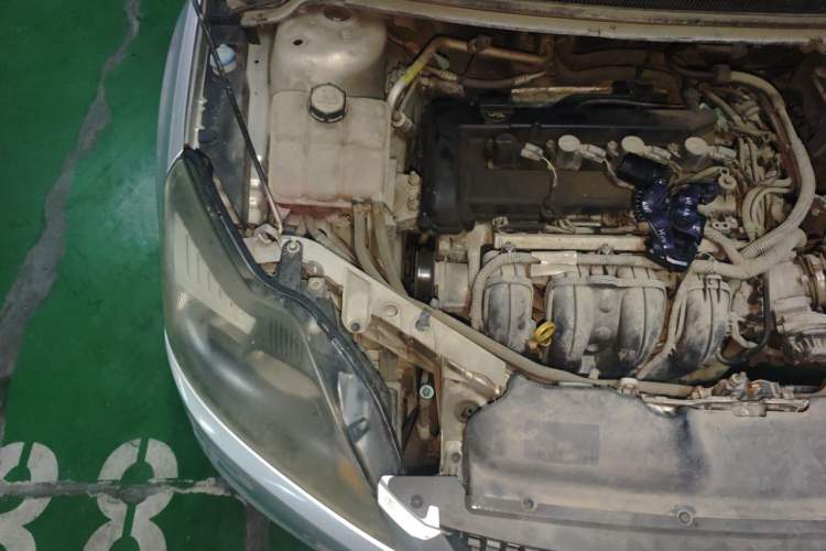 Used Ford Focus 2013 Hatchback Classic 1.8L Manual Base Model Engine Bay Right