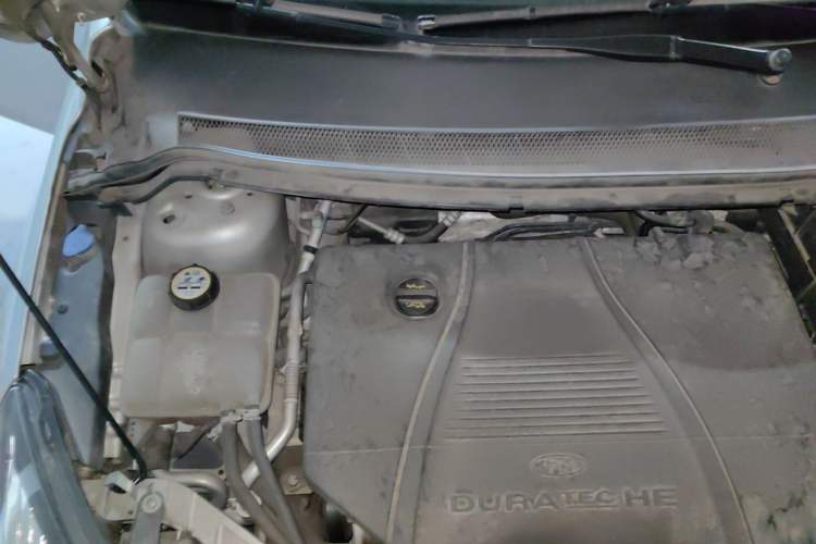Used Ford Focus 2013 Hatchback Classic 1.8L Automatic Fashion Edition Engine Bay Right