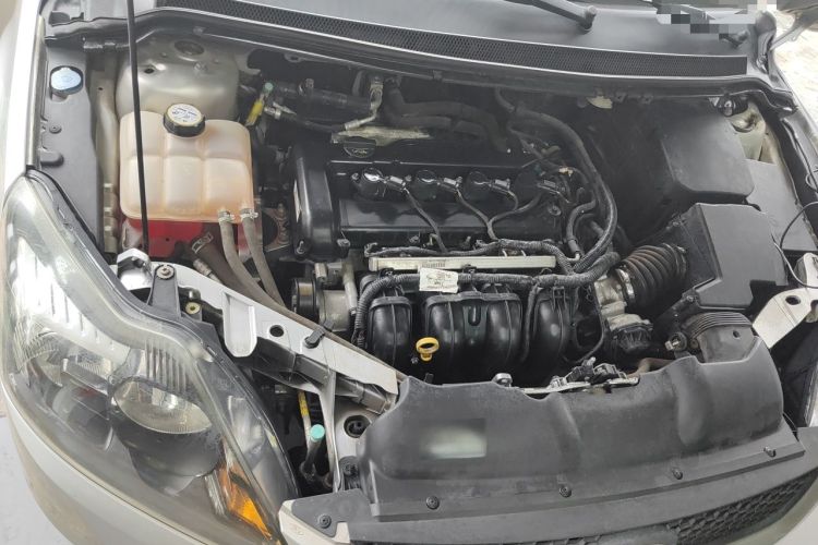 Used Ford Focus 2013 Hatchback Classic 1.8L Manual Base Model Engine Bay Right