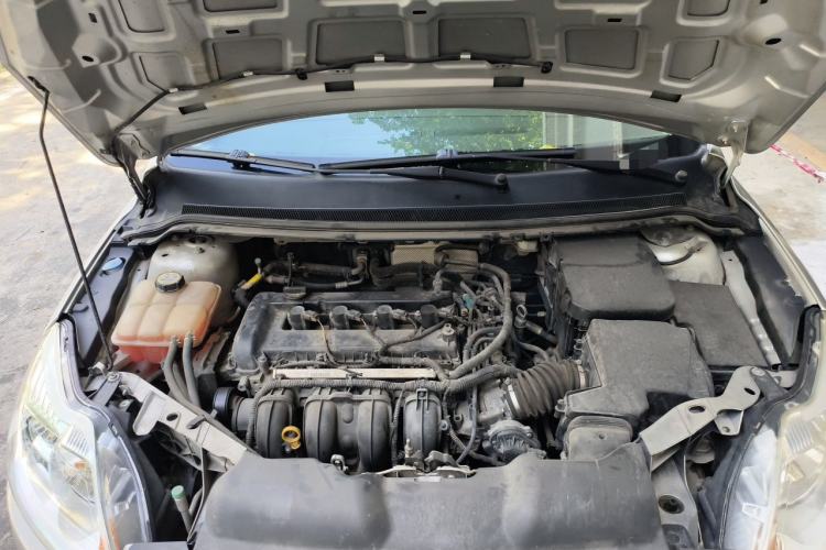 Used Ford Focus 2013 Sedan Classic 1.8L Automatic Base Model Engine Bay