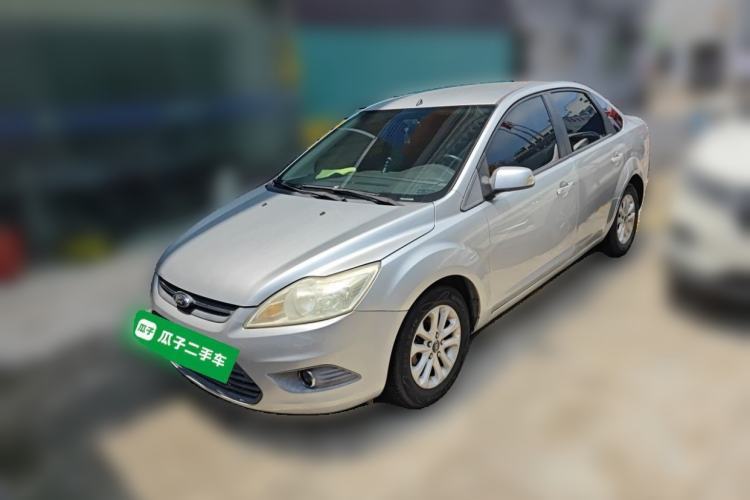 Używany Ford Focus 2013 Sedan Classic 1.8L Automatic Base Model Guazi used car, China used car export, Used car for sale, Used cars, Cheapest cars for sale