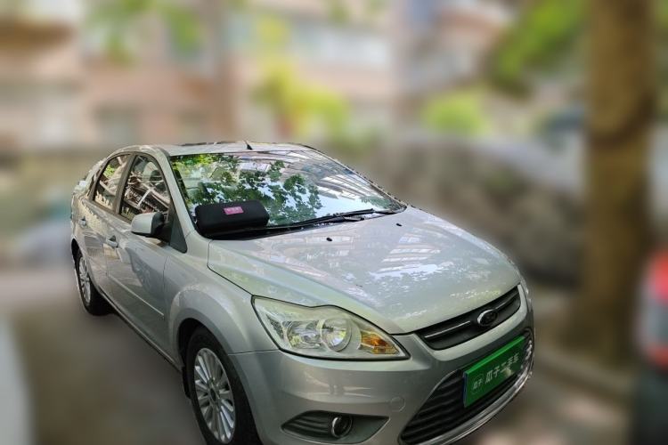 Used Ford Focus 2013 Sedan Classic 1.8L Automatic Fashion Edition Front