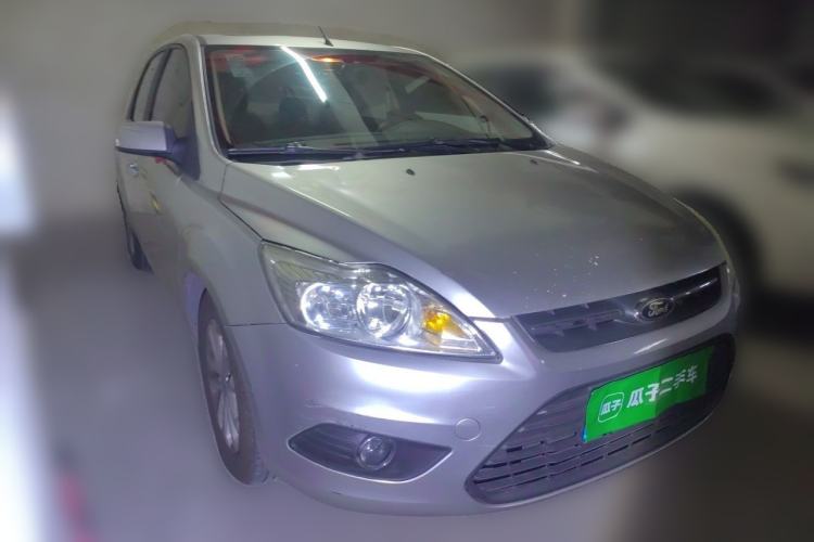 Used Ford Focus 2013 Sedan Classic 1.8L Automatic Millionth Anniversary Edition Front Right 45 Deg