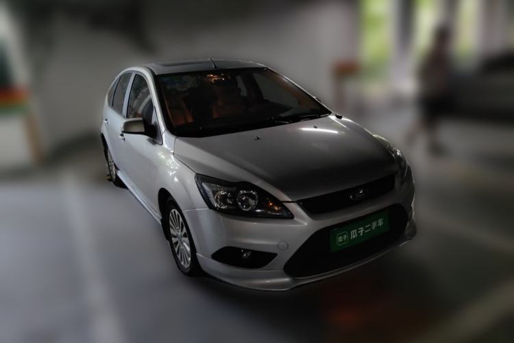 Used Ford Focus 2013 Hatchback Classic 1.8L Automatic Fashion Edition Front Right 45 Deg