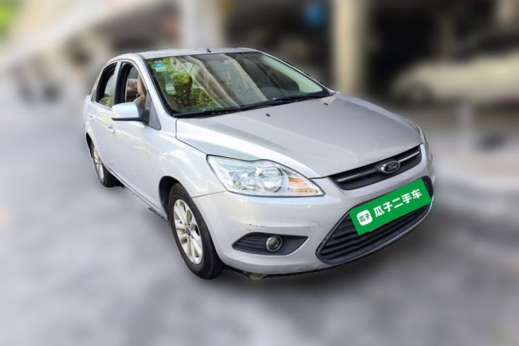 Used Ford Focus 2013 Sedan Classic 1.8L Automatic Base Model Front Right 45 Deg