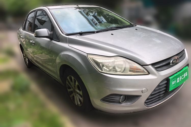 Used Ford Focus 2013 Sedan Classic 1.8L Manual Millionth Anniversary Edition Front Right 45 Deg