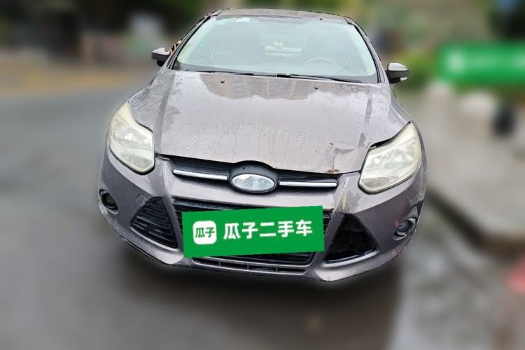 Used Ford Focus 2013 Sedan Classic 1.8L Manual Base Model Front