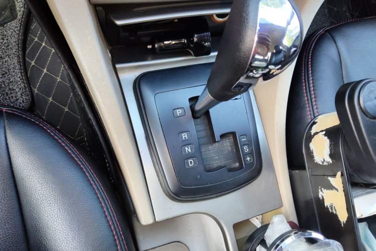 Used Ford Focus 2013 Sedan Classic 1.8L Automatic Base Model Gear Lever