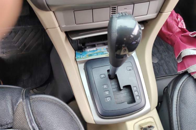 Used Ford Focus 2013 Sedan Classic 1.8L Automatic Base Model Gear Lever