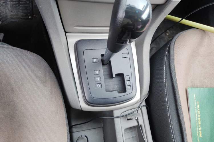 Used Ford Focus 2013 Hatchback Classic 1.8L Automatic Base Model Gear Lever