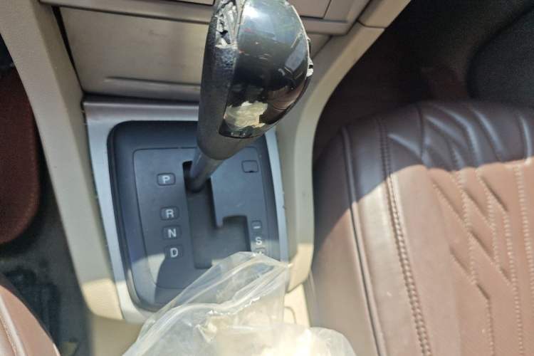 Used Ford Focus 2013 Sedan Classic 1.8L Automatic Base Model Gear Lever