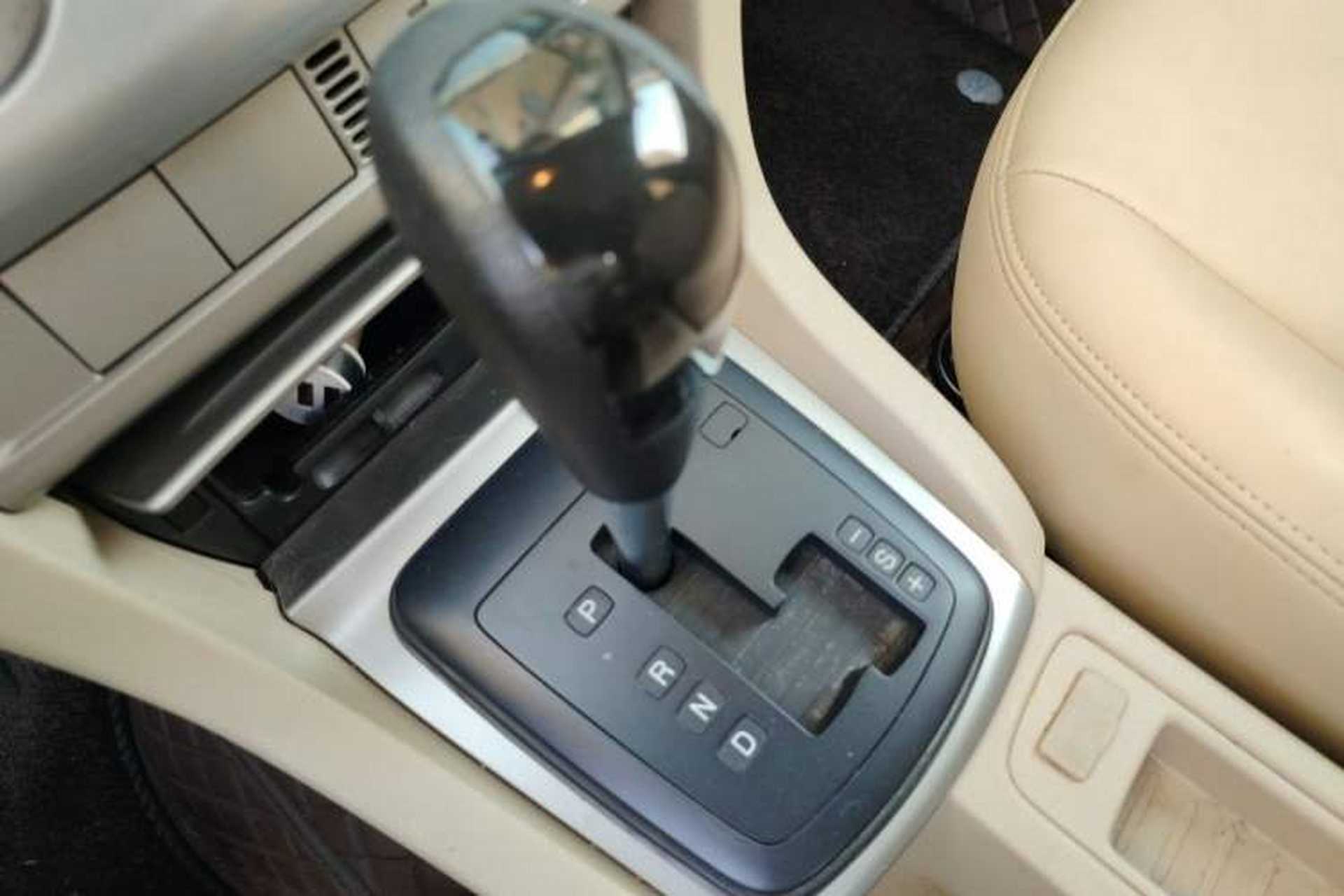 Used Ford Focus 2013 Sedan Classic 1.8L Automatic Base Model Gear Lever