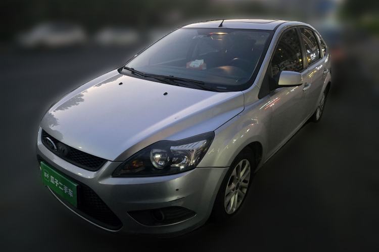 Used Ford Focus 2013 Hatchback Classic 1.8L Automatic Millionth Anniversary Edition Guazi used car, China used car export, Used car for sale, Used  cars, Cheapest cars for sale