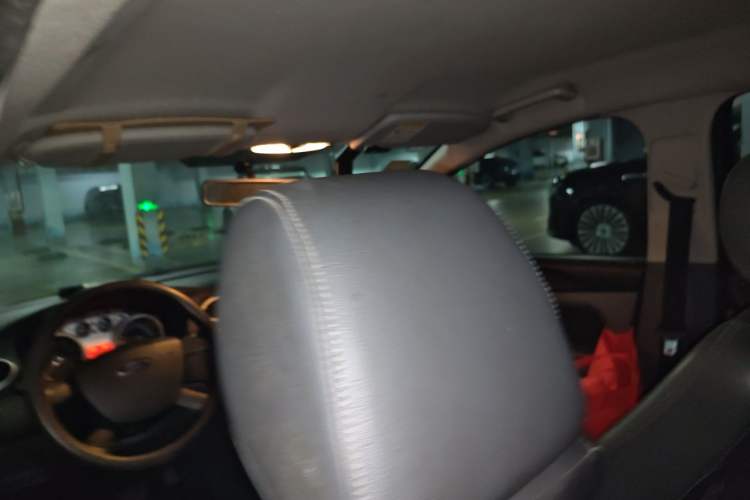 Used Ford Focus 2013 Hatchback Classic 1.8L Automatic Base Model Headliner